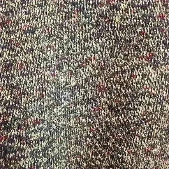 Old Navy crew neck sweater - Picture 2 of 9